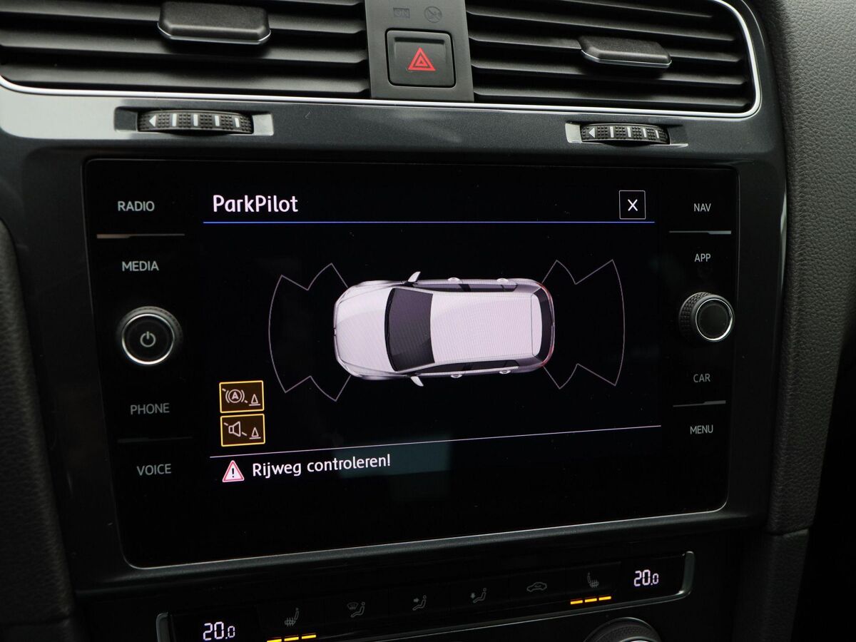 Volkswagen Golf 1.5 TSi 130 Pk Comfortline Business | Navigatie | DynAudio | Adaptive Cruise | Privacy Glass | Stoelverwarming | Ergo Active Stoelen | 86.481 Km!!