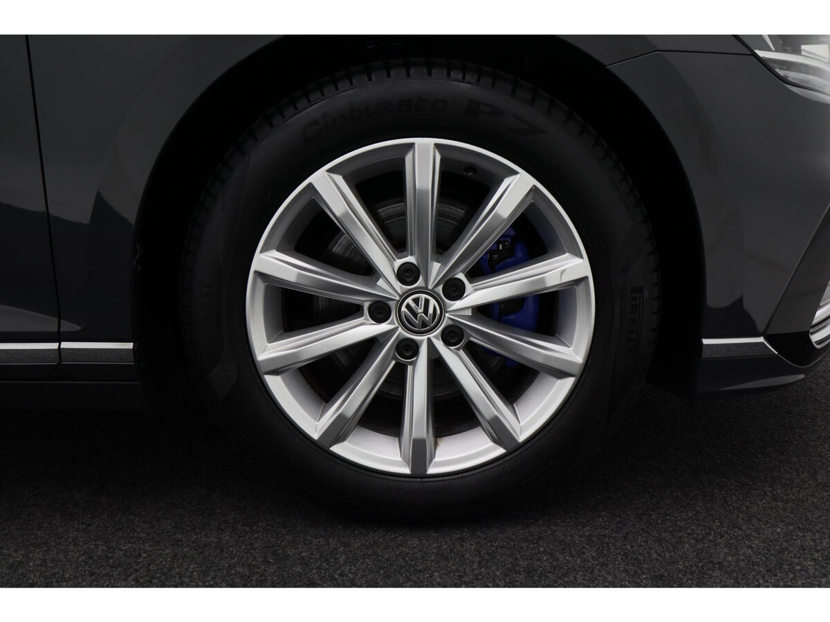 Volkswagen Passat Variant 1.4 TSi 218 Pk Automaat PHEV GTE Business | Adaptive Cruise | CarPlay | Navigatie | Bluetooth | Achteruitrijcamera | 17 Inch | Trekhaak | 70.489 Km!!