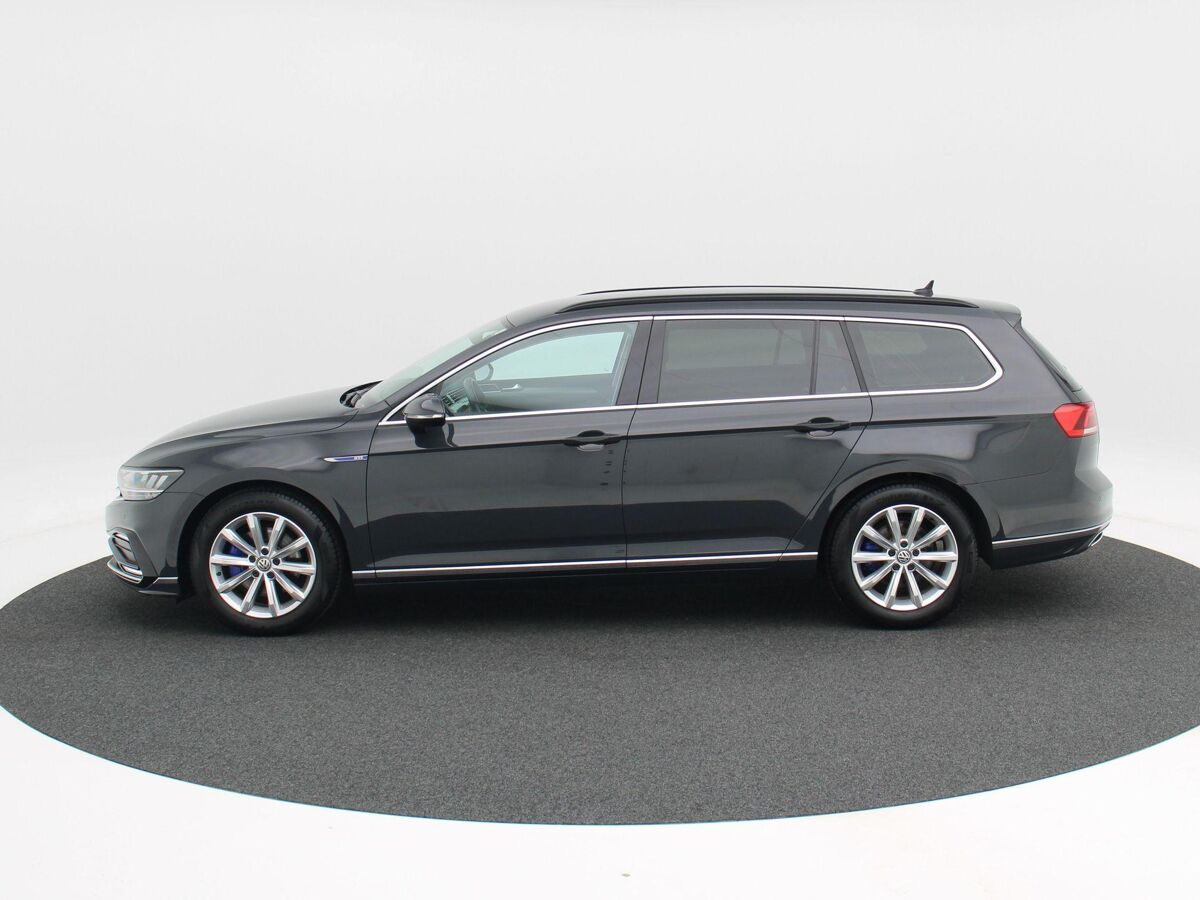 Volkswagen Passat Variant 1.4 TSi 218 Pk Automaat PHEV GTE Business | Adaptive Cruise | CarPlay | Navigatie | Bluetooth | Achteruitrijcamera | 17 Inch | Trekhaak | 70.489 Km!!