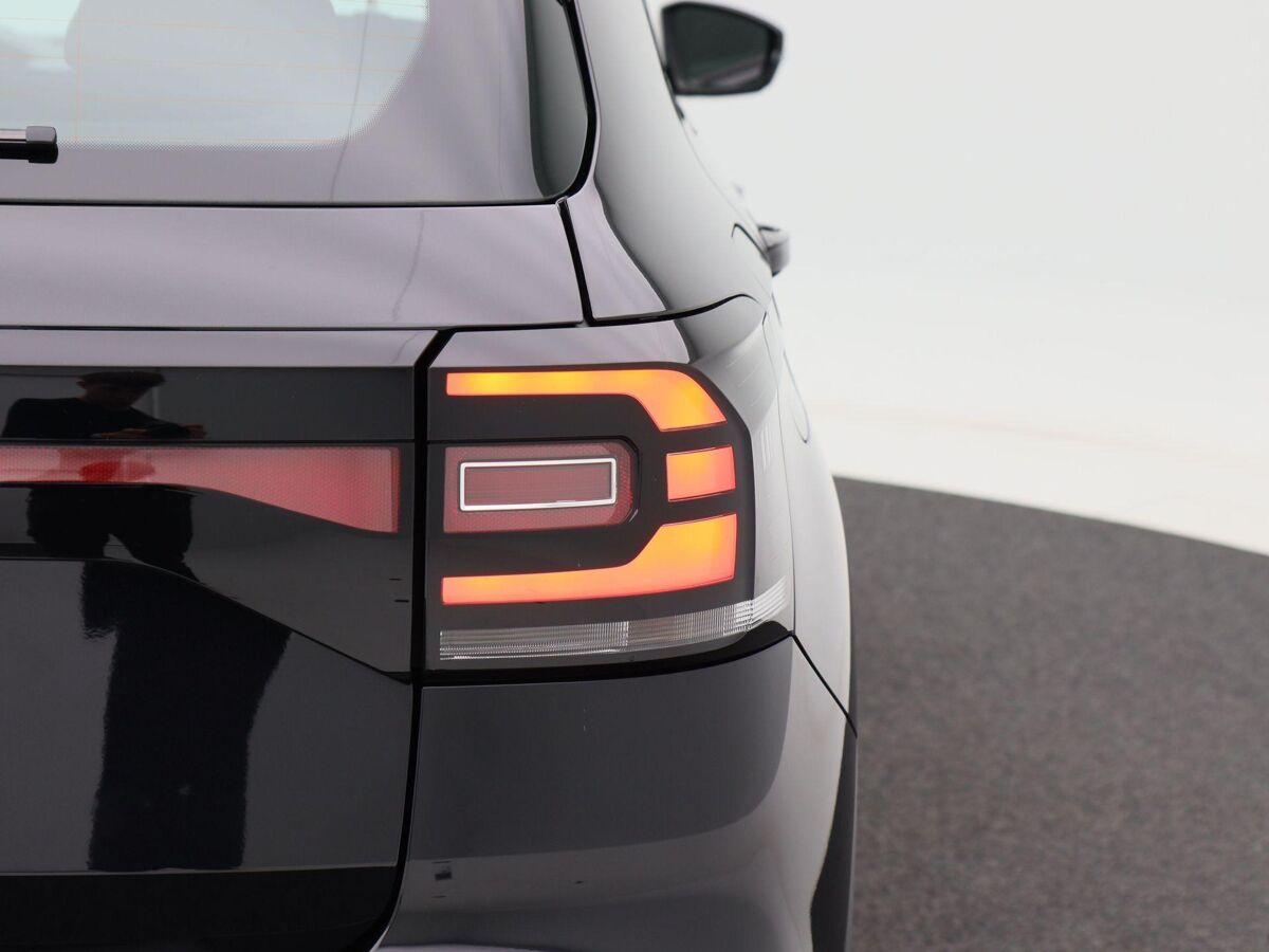 Volkswagen T-Cross 1.0 TSi Life | Airco | Adaptive Cruise Control | Parkeersensoren | Carplay | 16 Inch | 40.444 Km!!