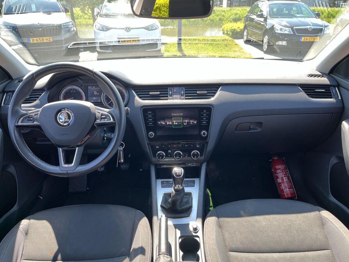 Škoda Octavia Combi 1.4 TSI 110kW GreenTec Ambition | 150Pk | Automaat | Navi | Clima | PDC | Trekhaak | DAB | Smartlink |