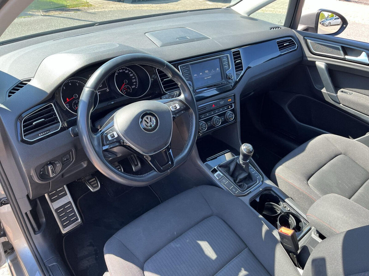 Volkswagen Golf Sportsvan 1.2 TSI ALLSTAR | 110PK | Navi | Trekhaak | Clima | App Connect | Park Pilot | ACC |