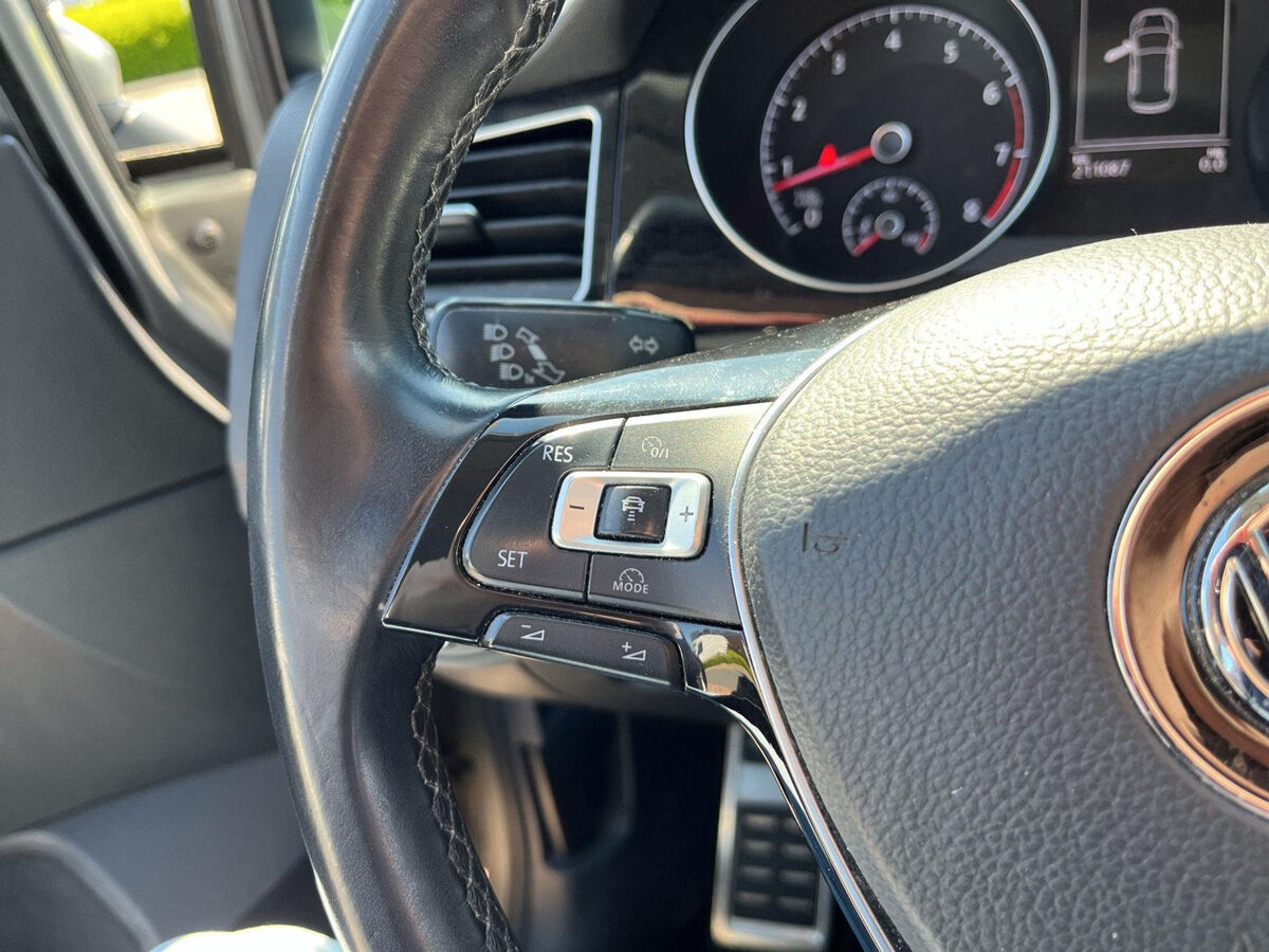 Volkswagen Golf Sportsvan 1.2 TSI ALLSTAR | 110PK | Navi | Trekhaak | Clima | App Connect | Park Pilot | ACC |