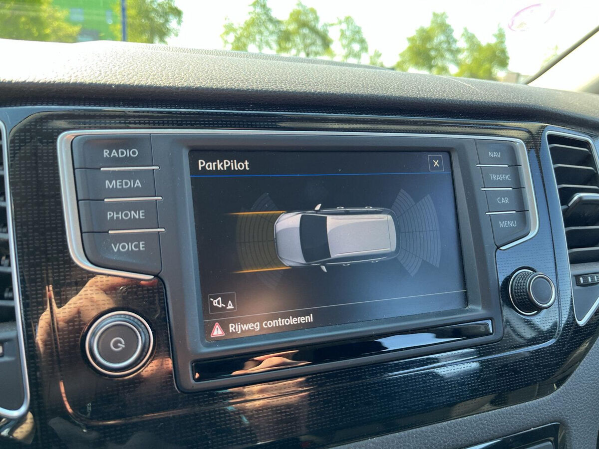 Volkswagen Golf Sportsvan 1.2 TSI ALLSTAR | 110PK | Navi | Trekhaak | Clima | App Connect | Park Pilot | ACC |