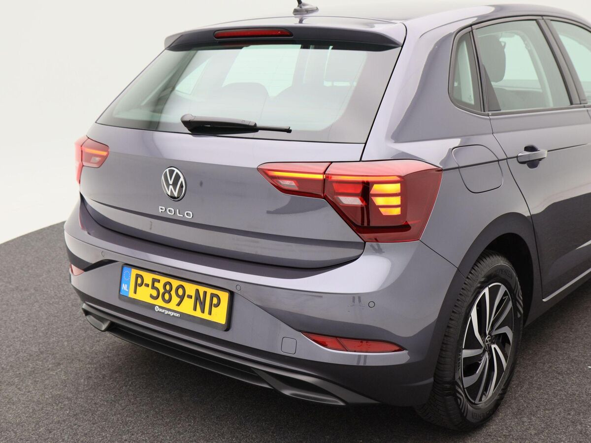 Volkswagen Polo 1.0 TSi Life | Airco | 15 Inch | Adaptive Cruise Control | Parkeersensoren | Carplay | 60.438 Km!!