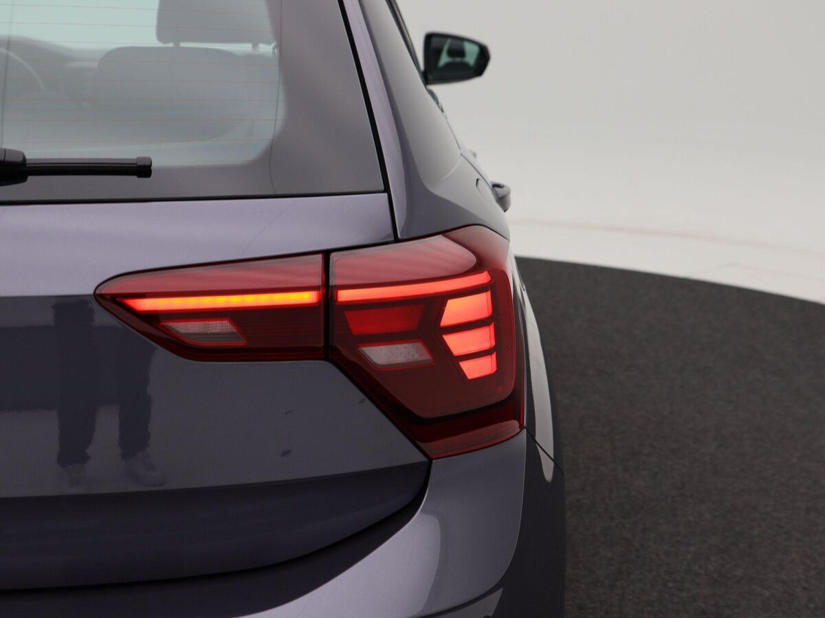 Volkswagen Polo 1.0 TSi Life | Airco | 15 Inch | Adaptive Cruise Control | Parkeersensoren | Carplay | 60.438 Km!!