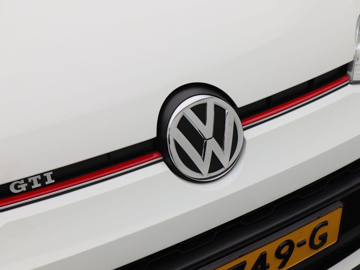 Volkswagen Up! 1.0 TSi 115 Pk GTi | Climate Controle | 17 Inch | Camera | Stoelverwarming | Privacy Glass | Parkeersensoren | 95.092 Km!!