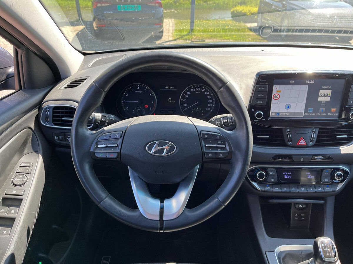 Hyundai i30 Wagon 1.0 T-GDI Premium | 120Pk | Trekhaak | Navi | A-Camera | Clima |