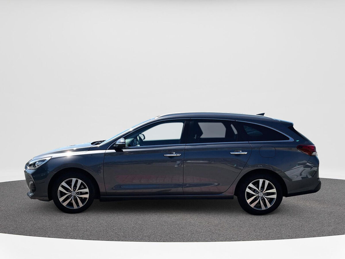 Hyundai i30 Wagon 1.0 T-GDI Premium | 120Pk | Trekhaak | Navi | A-Camera | Clima |