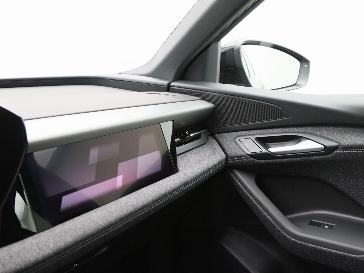 Audi Q6 e-tron S edition performance 100 kWh RUIM € 11000,- VOORDEEL!!! | Luchtvering | Comfortpakket pro | Rode Remzadels | Matrix Led |