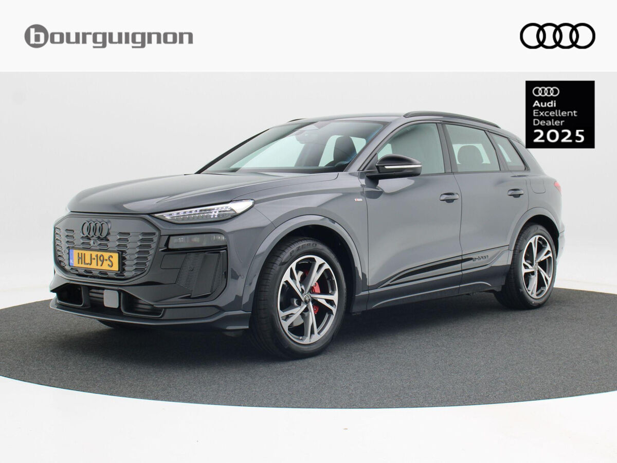 Audi Q6 e-tron S edition performance 100 kWh RUIM € 11000,- VOORDEEL!!! | Luchtvering | Comfortpakket pro | Rode Remzadels | Matrix Led |