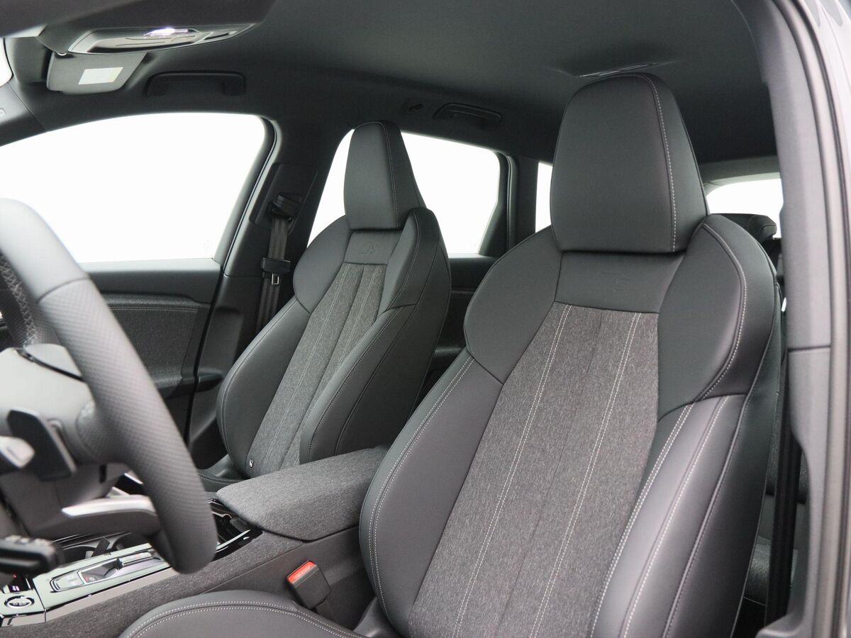 Audi Q6 e-tron S edition performance 100 kWh RUIM € 11000,- VOORDEEL!!! | Luchtvering | Comfortpakket pro | Rode Remzadels | Matrix Led |