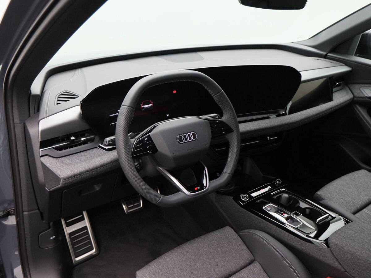 Audi Q6 e-tron S edition performance 100 kWh RUIM € 11000,- VOORDEEL!!! | Luchtvering | Comfortpakket pro | Rode Remzadels | Matrix Led |
