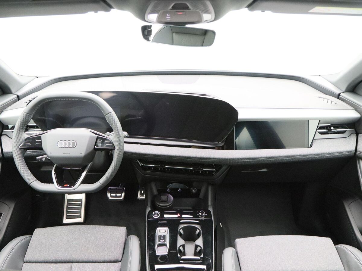 Audi Q6 e-tron S edition performance 100 kWh RUIM € 11000,- VOORDEEL!!! | Luchtvering | Comfortpakket pro | Rode Remzadels | Matrix Led |