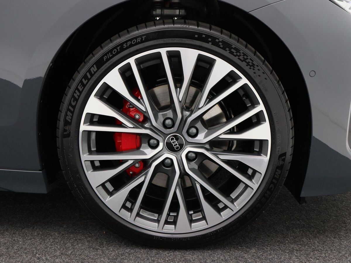 Audi A6 Avant e-tron S edition performance 100 kWh | ruim € 15000,- voordeel!!! | Matrix Led | 21 inch velgen | Bijrijdersscherm |
