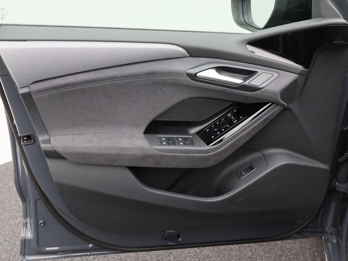 Audi A6 Avant e-tron S edition performance 100 kWh | ruim € 15000,- voordeel!!! | Matrix Led | 21 inch velgen | Bijrijdersscherm |