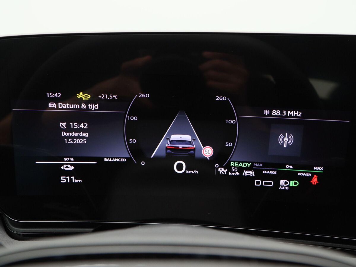 Audi A6 Avant e-tron S edition performance 100 kWh | ruim € 15000,- voordeel!!! | Matrix Led | 21 inch velgen | Bijrijdersscherm |