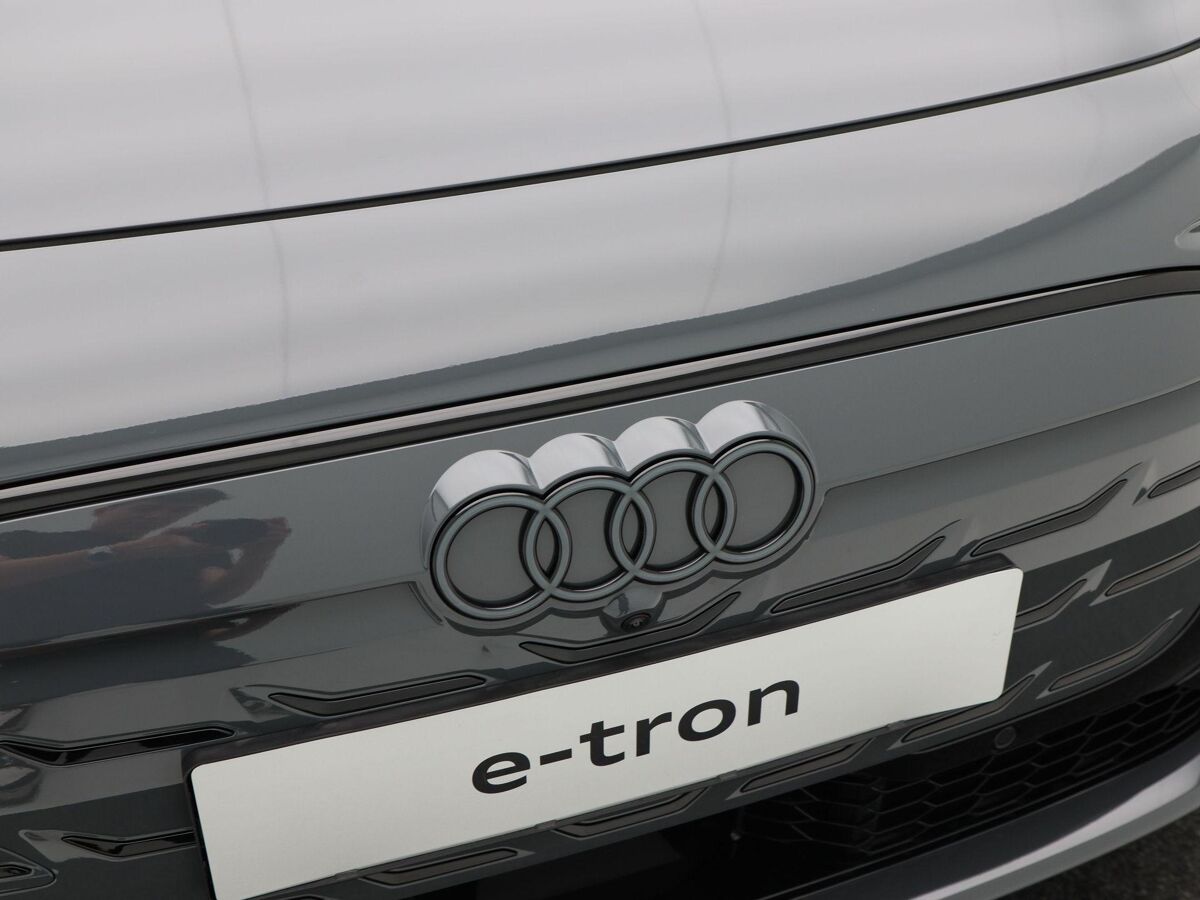 Audi A6 Avant e-tron S edition performance 100 kWh | ruim € 15000,- voordeel!!! | Matrix Led | 21 inch velgen | Bijrijdersscherm |
