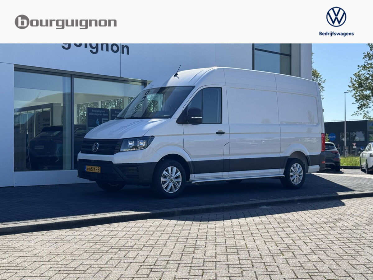 VW-Bedrijfswagens Crafter 35 2.0 TDI L3H3 Trendline | 140PK | Laadruimte Betimmering | Side Bars | Lichtmetaal 17" | Hoog dak | Trekhaak |