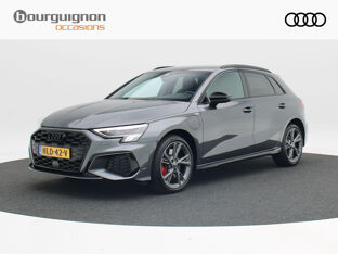 Audi A3 Sportback 45 TFSi e 245 Pk S-Line Competition | Full LED | 18 Inch | Zwart Optiek | Trekhaak | Adaptive Cruise | Stoelverwarming | Privacy Glass | Carplay | 9.054 Km!!