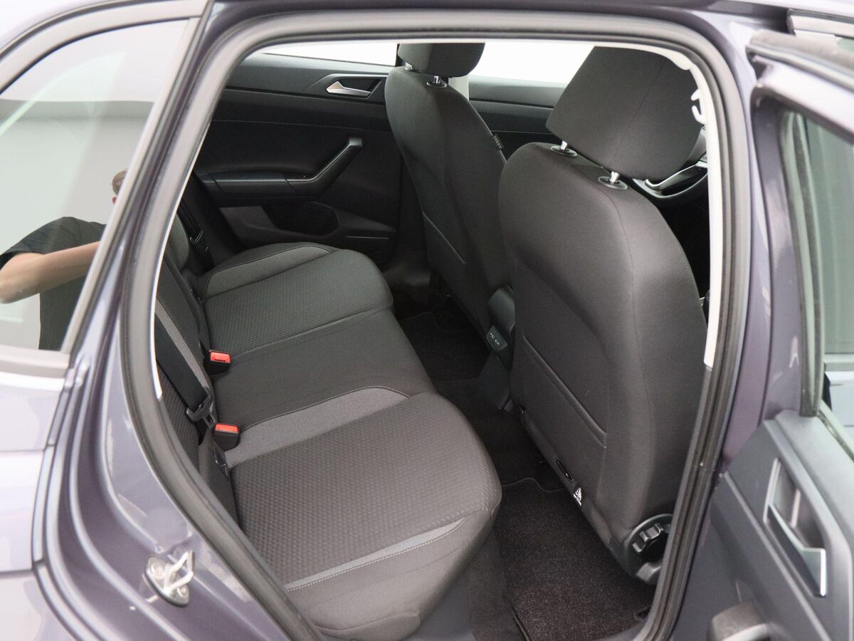 Volkswagen Polo 1.0 TSi Life Business | Navigatie | Climate Controle | Adaptive Cruise | Stoelverwarming | 15 Inch | Parkeersensoren | 68.316 Km!!