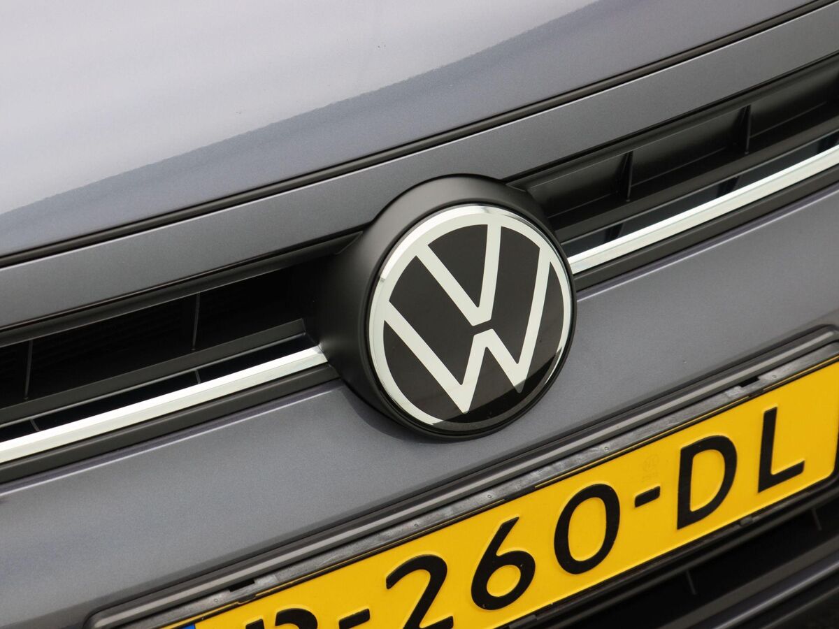 Volkswagen Polo 1.0 TSi Life Business | Navigatie | Climate Controle | Adaptive Cruise | Stoelverwarming | 15 Inch | Parkeersensoren | 68.316 Km!!