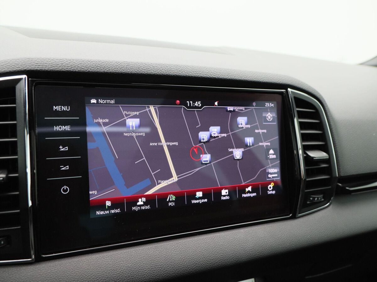 Škoda Karoq 1.5 TSi 150 Pk Automaat Sportline Business | Adaptive Cruise | Climate Control | Panoramadak | Stoelverwarming | Navigatie | Camera | Canton | Carplay | 102.179 Km!!