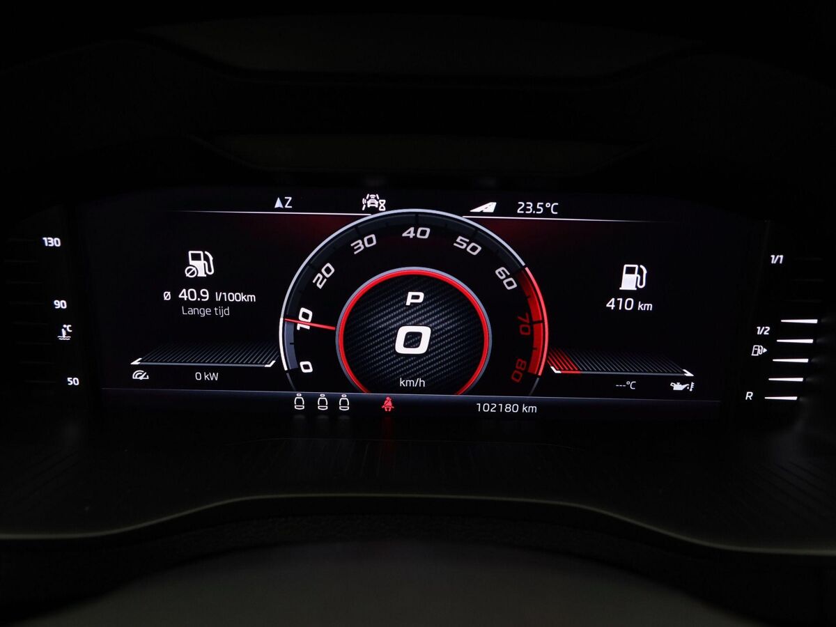 Škoda Karoq 1.5 TSi 150 Pk Automaat Sportline Business | Adaptive Cruise | Climate Control | Panoramadak | Stoelverwarming | Navigatie | Camera | Canton | Carplay | 102.179 Km!!