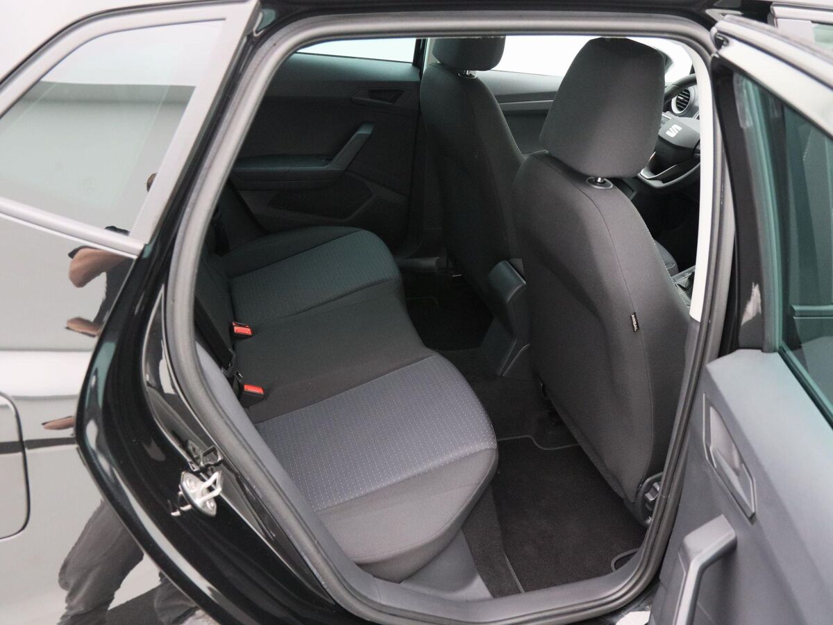 SEAT Ibiza 1.0 TSi Style Business Intense | Cruise Control | Climate Control | Stoelverwarming | Parkeersensoren | Navigatie | Carplay | 70491 Km!!