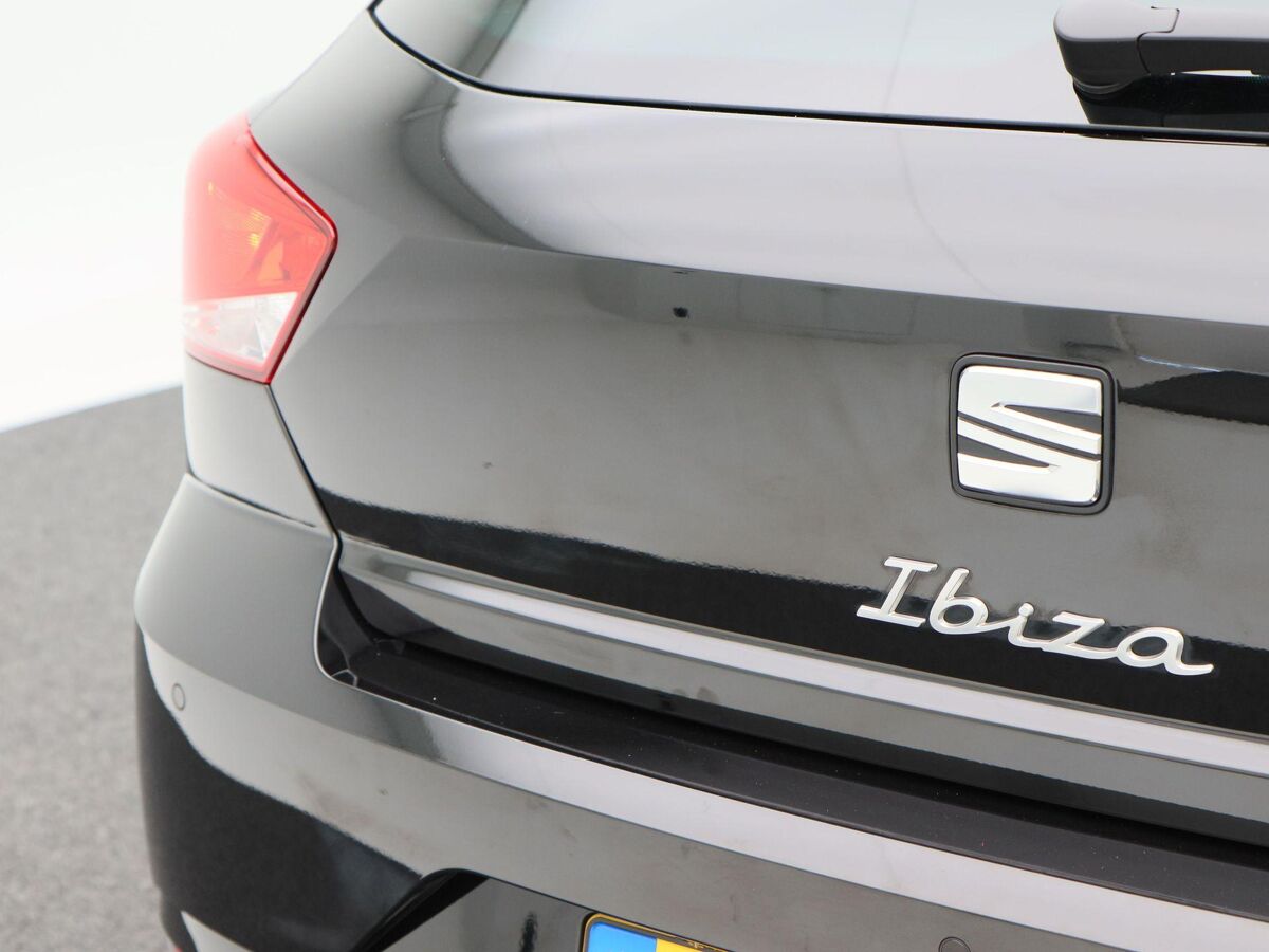 SEAT Ibiza 1.0 TSi Style Business Intense | Cruise Control | Climate Control | Stoelverwarming | Parkeersensoren | Navigatie | Carplay | 70491 Km!!