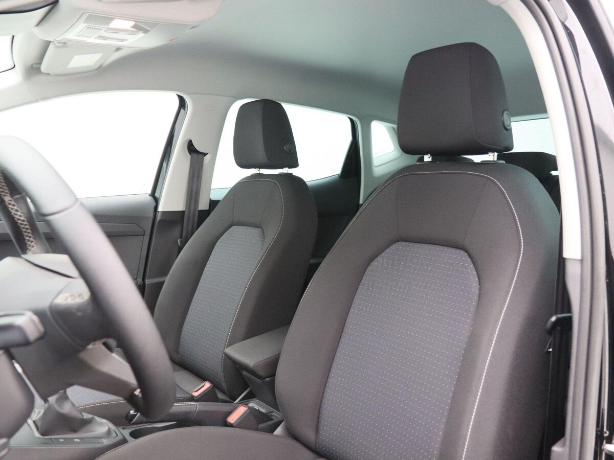 SEAT Ibiza 1.0 TSi Style Business Intense | Cruise Control | Climate Control | Stoelverwarming | Parkeersensoren | Navigatie | Carplay | 70491 Km!!
