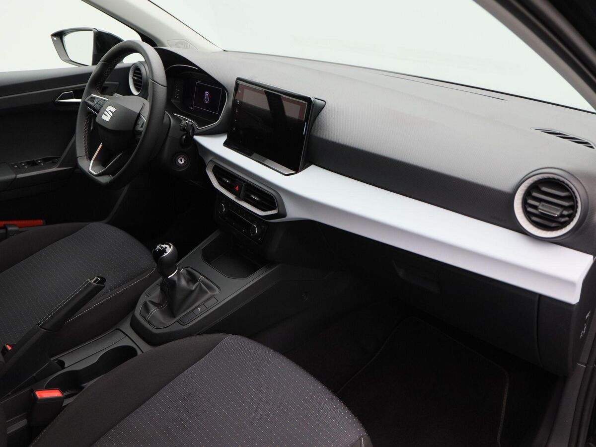 SEAT Ibiza 1.0 TSi Style Business Intense | Cruise Control | Climate Control | Stoelverwarming | Parkeersensoren | Navigatie | Carplay | 70491 Km!!