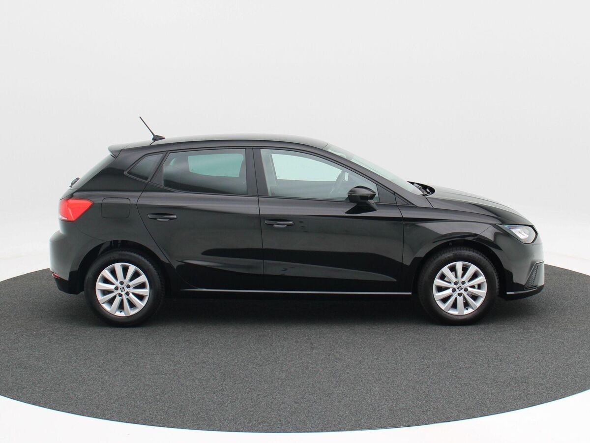 SEAT Ibiza 1.0 TSi Style Business Intense | Cruise Control | Climate Control | Stoelverwarming | Parkeersensoren | Navigatie | Carplay | 70491 Km!!