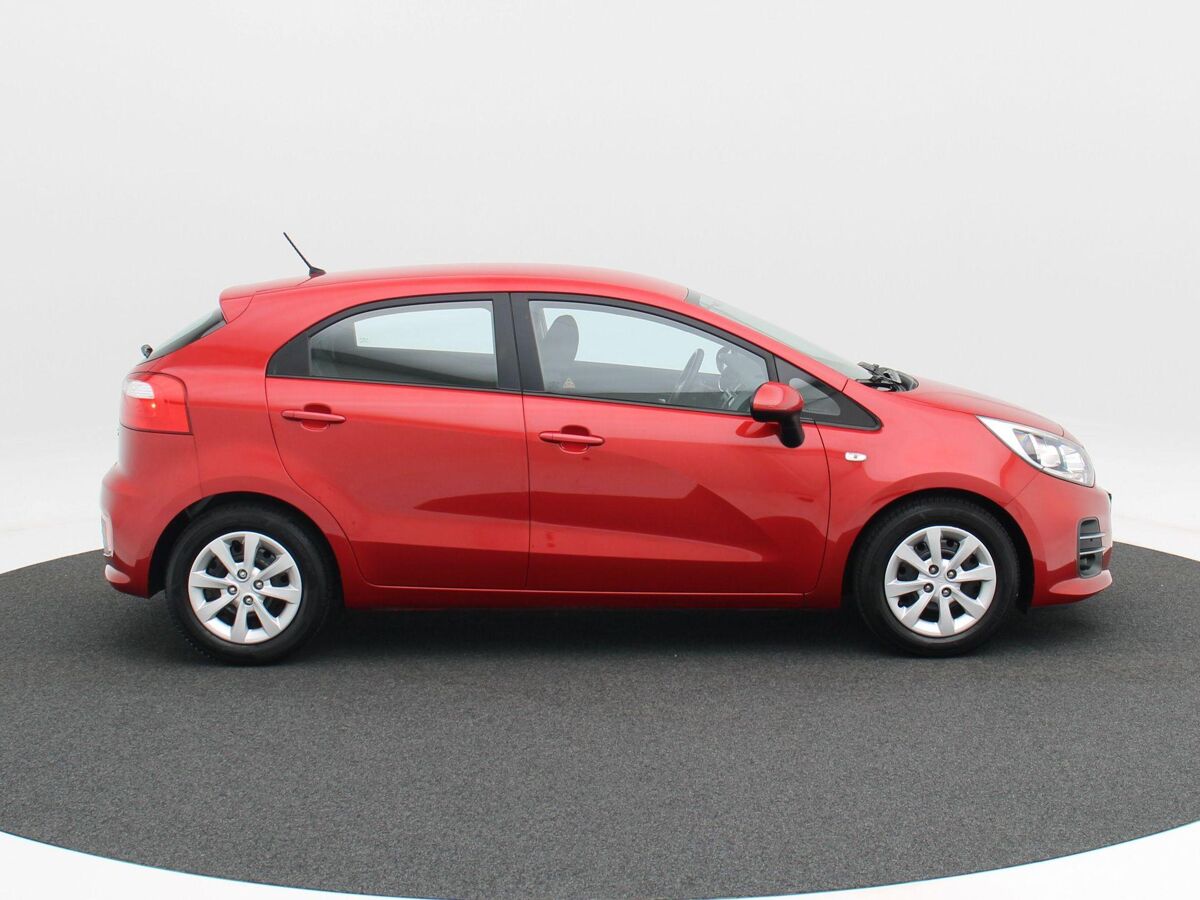 Kia Rio 1.2 CVVT ComfortLine | Airco | Cruise Control | Media | Trekhaak | 15 Inch | 121.568 Km!!