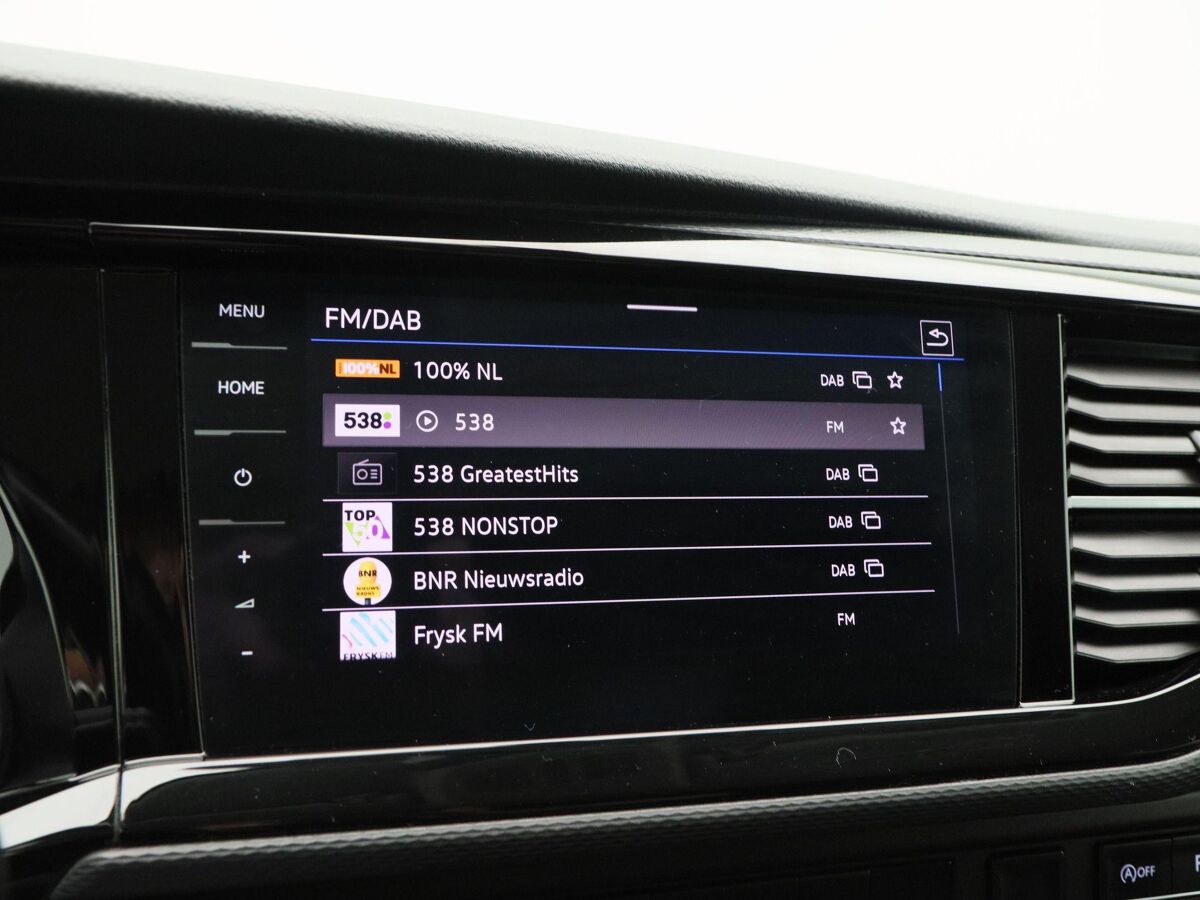 VW-Bedrijfswagens Transporter 2.0 TDi 150 Pk Automaat Bulli L2H1 28 | Full LED | Navigatie | Trekhaak | 17 Inch | Virtual Dashboard | Airco | 129.239 Km!!