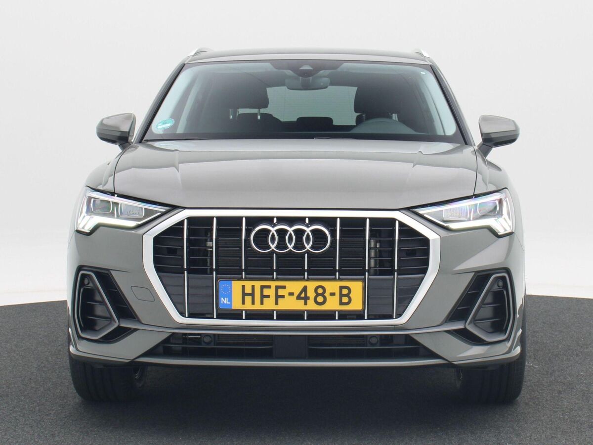 Audi Q3 45 TFSi e 245 Pk Automaat S-Line | Full LED | 19 Inch | Trekhaak | Adaptive Cruise | Parkeersensoren | Sportstoelen | 7.287 Km!!