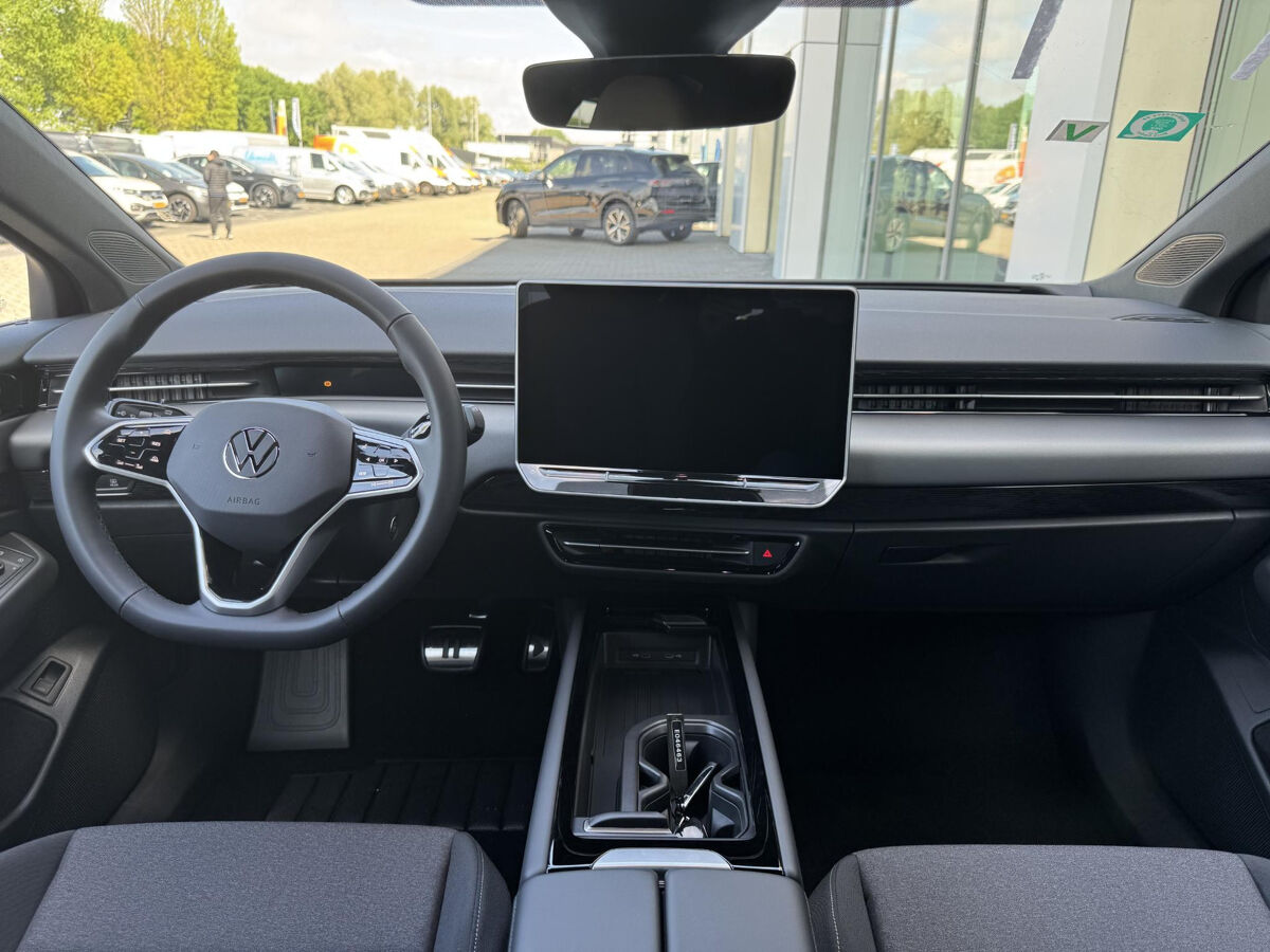 Volkswagen ID.7 Tourer Tourer Limited Edition 77 kWh accu 286 pk | Head-Up Display | Sfeerverlichting | Stoelverwarming | Trekhaak | Camera | 20" Velgen |