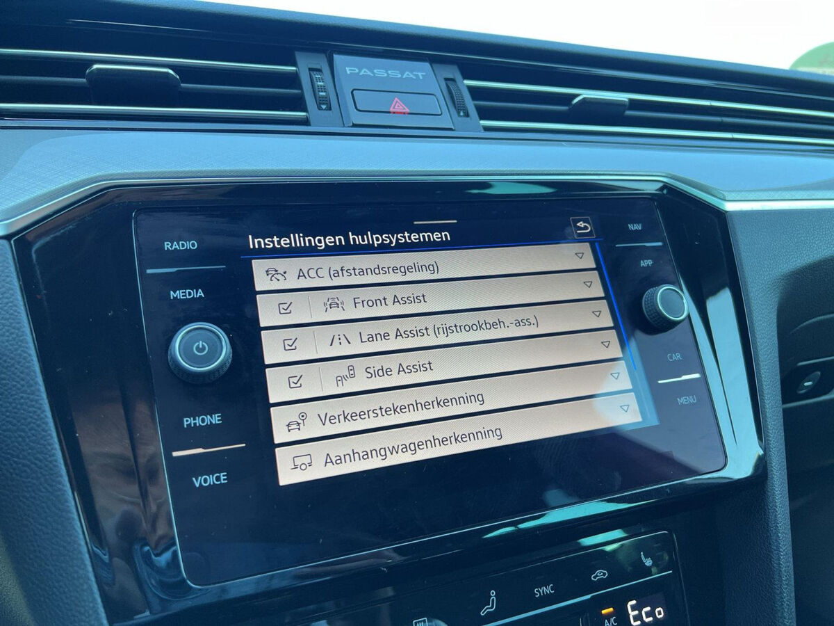Volkswagen Passat Variant 1.4 TSI PHEV GTE Business | PHEV | 218 Pk | Trekhaak | ACC | A-Camera |
