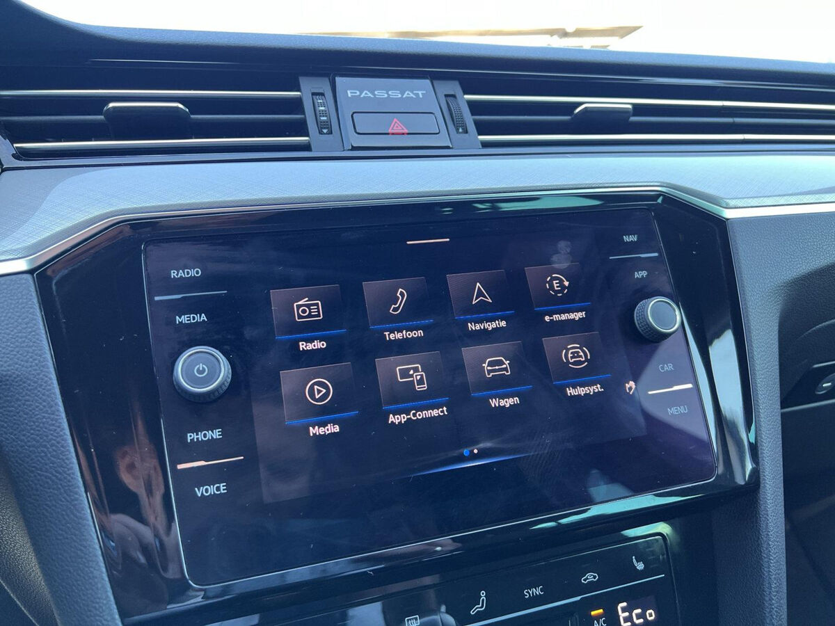 Volkswagen Passat Variant 1.4 TSI PHEV GTE Business | PHEV | 218 Pk | Trekhaak | ACC | A-Camera |