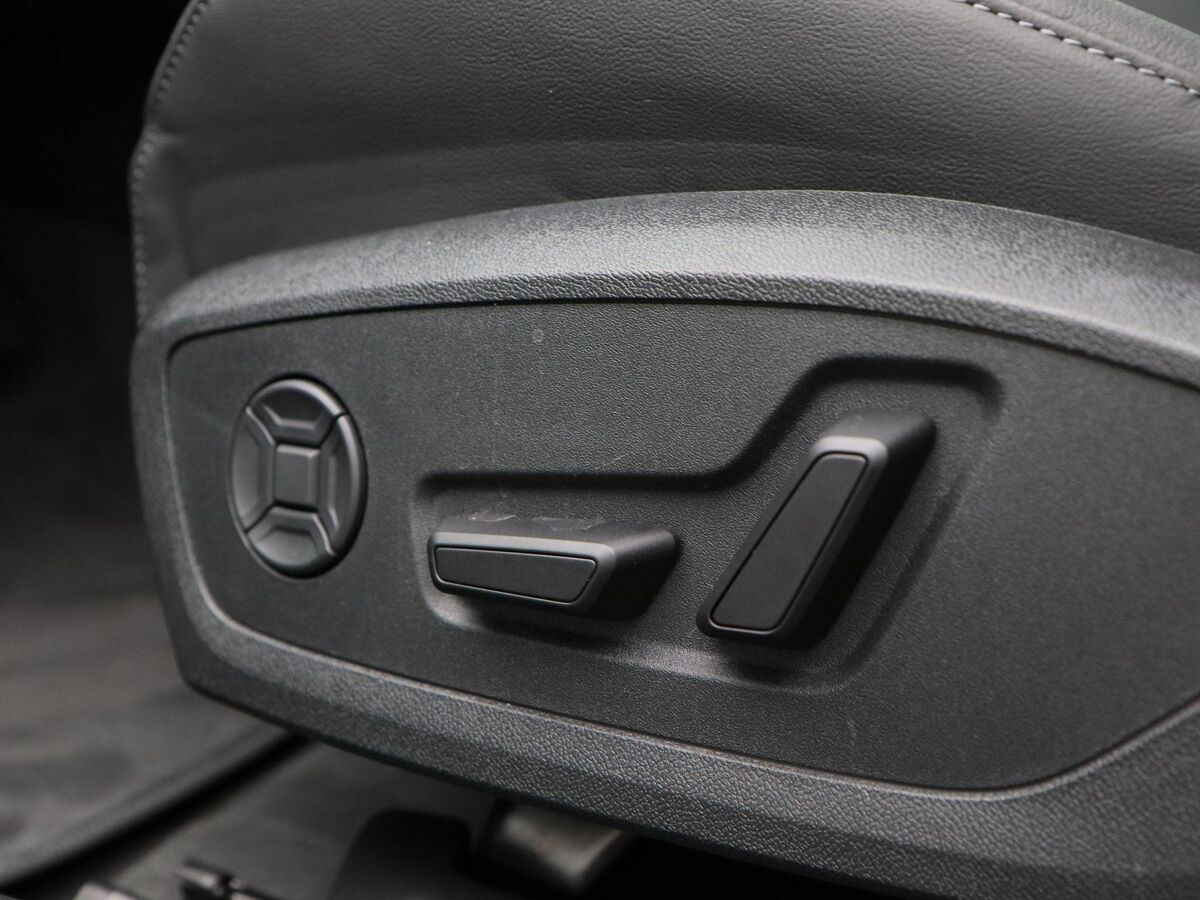 Audi A6 Avant Advanced edition 40 TFSI 150 kW / 204 PK Avant 7 v 20 inch | Matrix Led | Elektrische stoelen | bijrijdersscherm