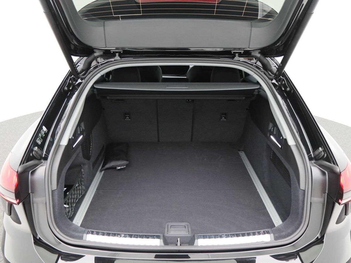 Audi A6 Avant Advanced edition 40 TFSI 150 kW / 204 PK Avant 7 v 20 inch | Matrix Led | Elektrische stoelen | bijrijdersscherm