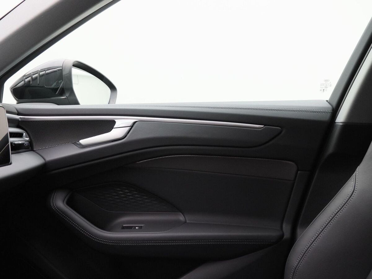 Audi A6 Avant Advanced edition 40 TFSI 150 kW / 204 PK Avant 7 v 20 inch | Matrix Led | Elektrische stoelen | bijrijdersscherm