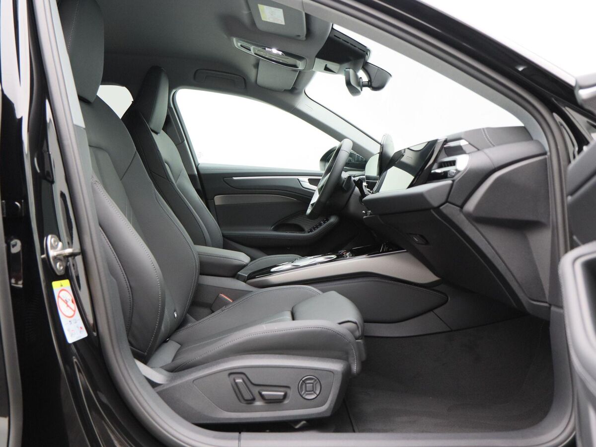 Audi A6 Avant Advanced edition 40 TFSI 150 kW / 204 PK Avant 7 v 20 inch | Matrix Led | Elektrische stoelen | bijrijdersscherm