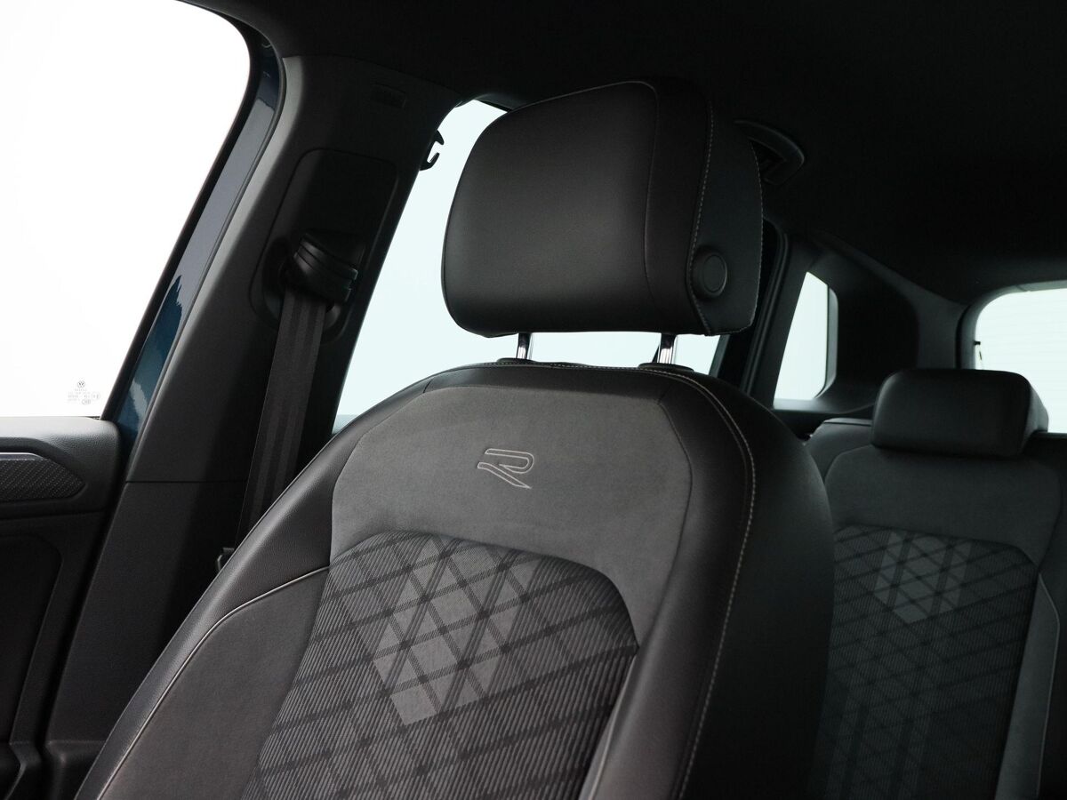 Volkswagen Tiguan 1.4 TSi 245 Pk Automaat eHybrid R-Line Business+ | Full LED | Navigatie | Adaptive Cruise | 19 Inch | Camera | CarPlay | 79.824 Km!!