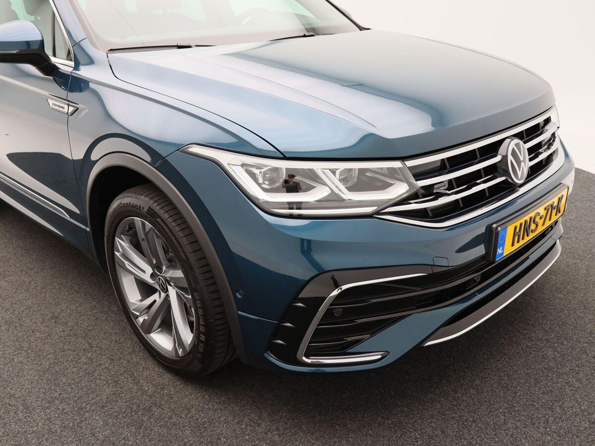 Volkswagen Tiguan 1.4 TSi 245 Pk Automaat eHybrid R-Line Business+ | Full LED | Navigatie | Adaptive Cruise | 19 Inch | Camera | CarPlay | 79.824 Km!!