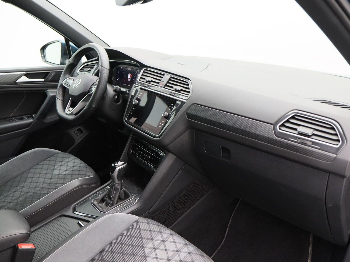 Volkswagen Tiguan 1.4 TSi 245 Pk Automaat eHybrid R-Line Business+ | Full LED | Navigatie | Adaptive Cruise | 19 Inch | Camera | CarPlay | 79.824 Km!!