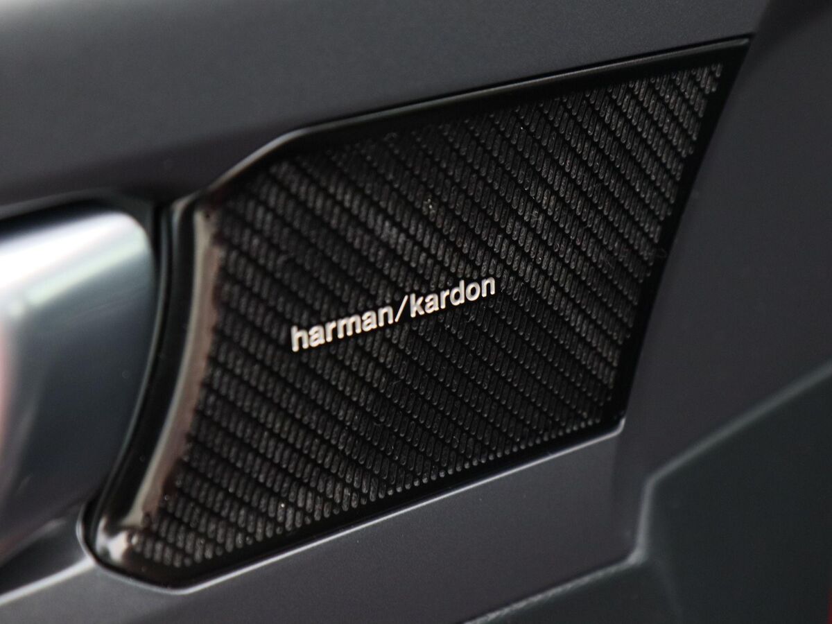 Volvo XC40 2.0 T4 AWD 190 Pk Automaat | Navigatie | Harman/Kardon Audio | Camera | Adaptive Cruise | 86.664 Km!!