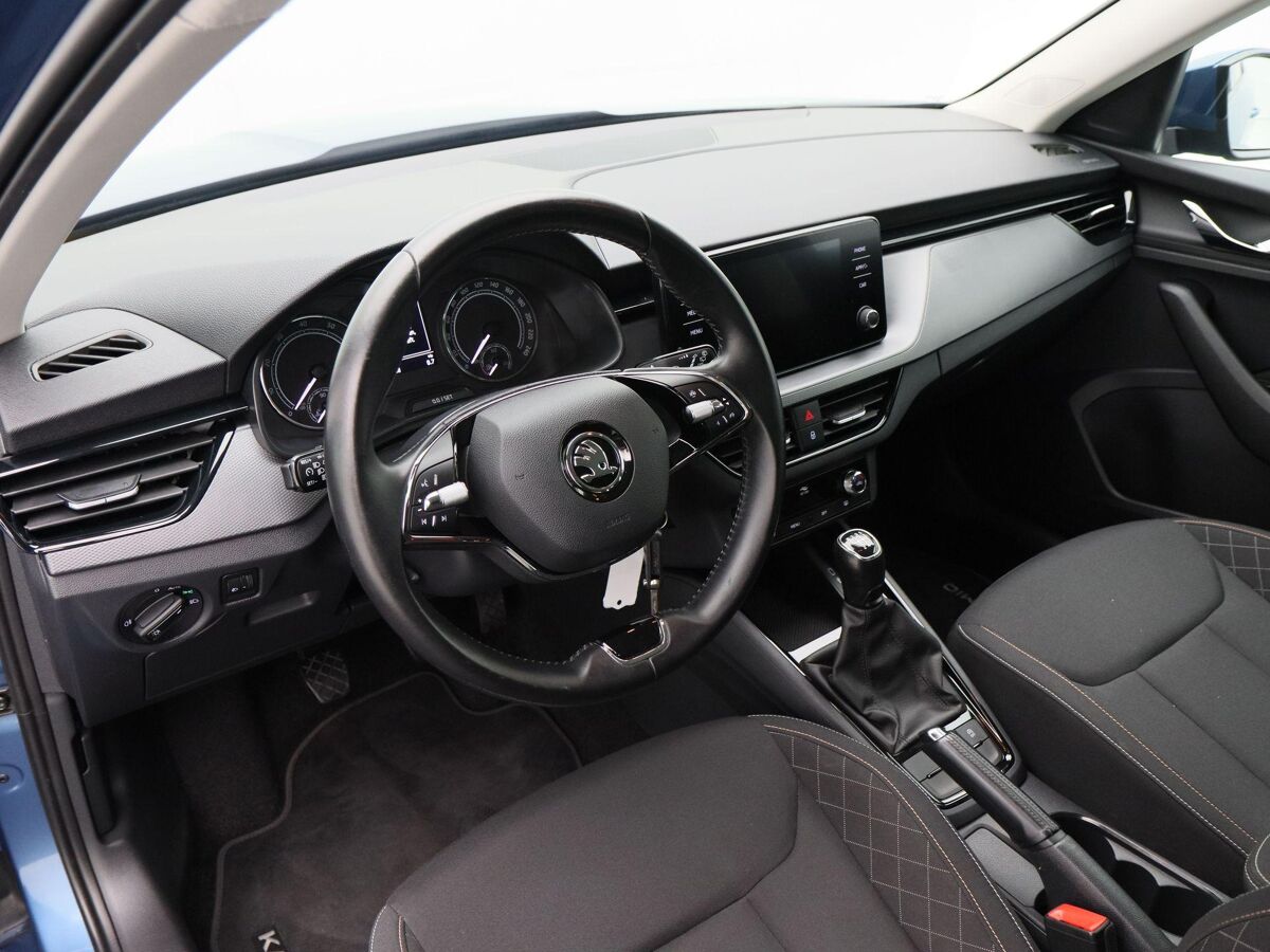 Škoda Kamiq 1.0 TSi 110 Pk Ambition | Climate Controle | 16 Inch | Privacy Glass | Parkeersensoren | CarPlay | 53.866 Km!!