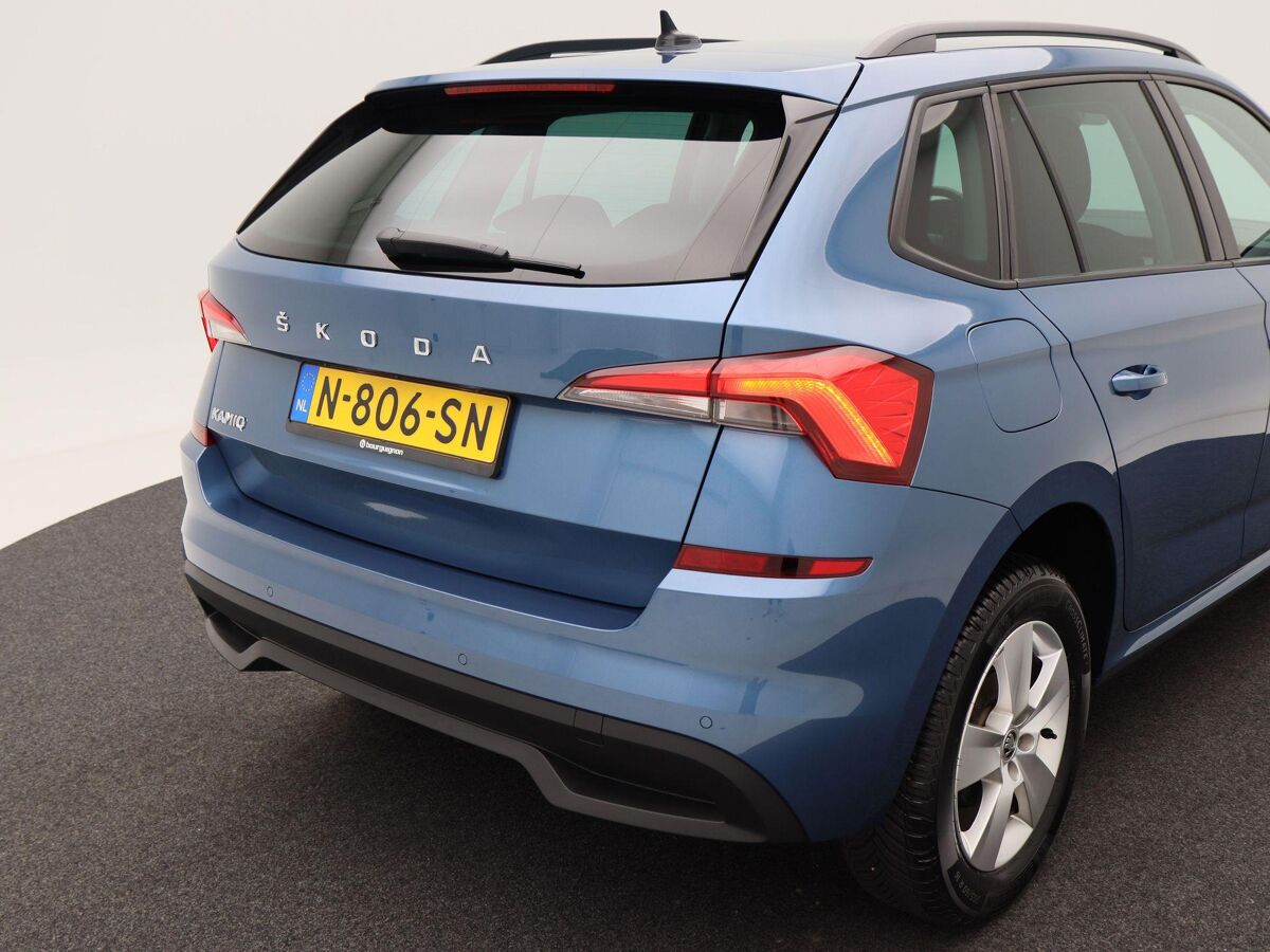 Škoda Kamiq 1.0 TSi 110 Pk Ambition | Climate Controle | 16 Inch | Privacy Glass | Parkeersensoren | CarPlay | 53.866 Km!!