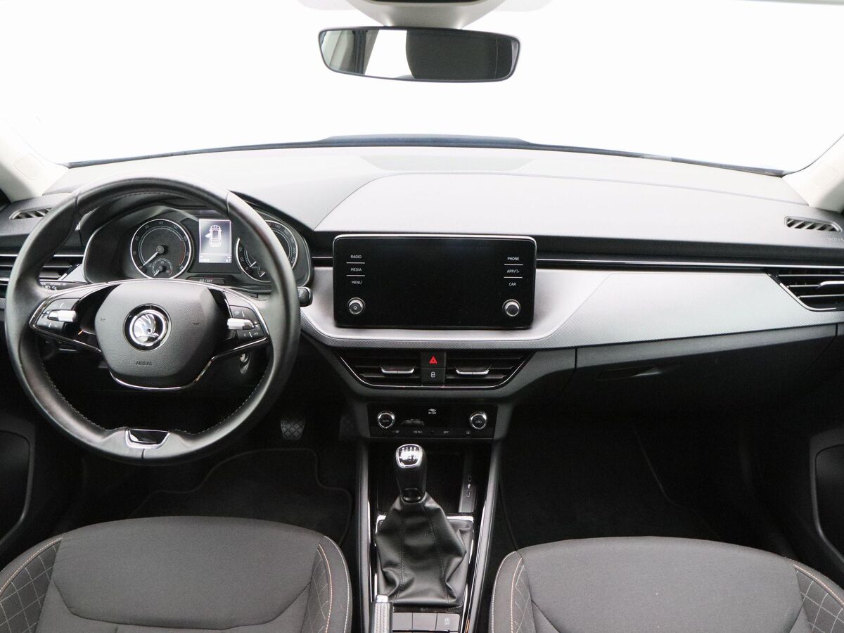 Škoda Kamiq 1.0 TSi 110 Pk Ambition | Climate Controle | 16 Inch | Privacy Glass | Parkeersensoren | CarPlay | 53.866 Km!!